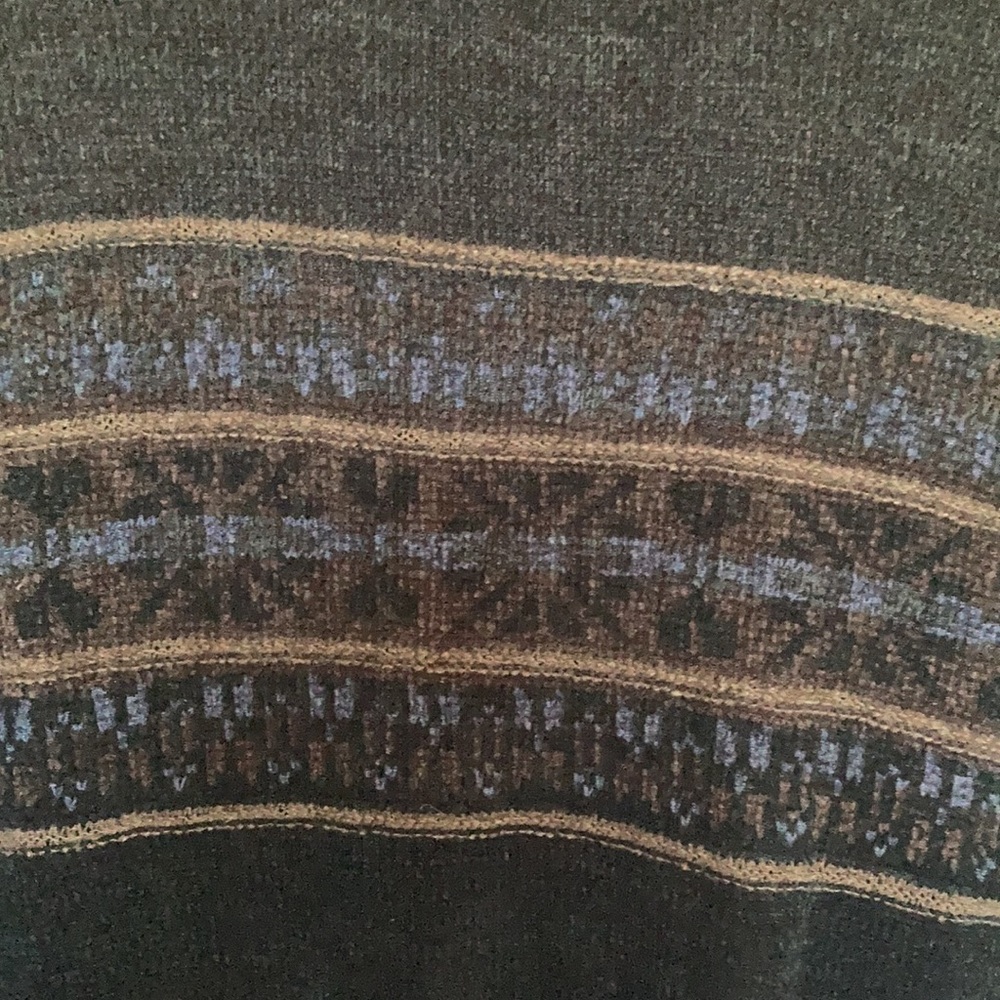 Vintage 90s men’s chenille feel black sweater with stripe of Pattern across - Picture 13 of 17